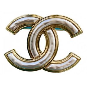CHANEL PEARL GOLD- PLATED BROOCH - NOT FOR SALE